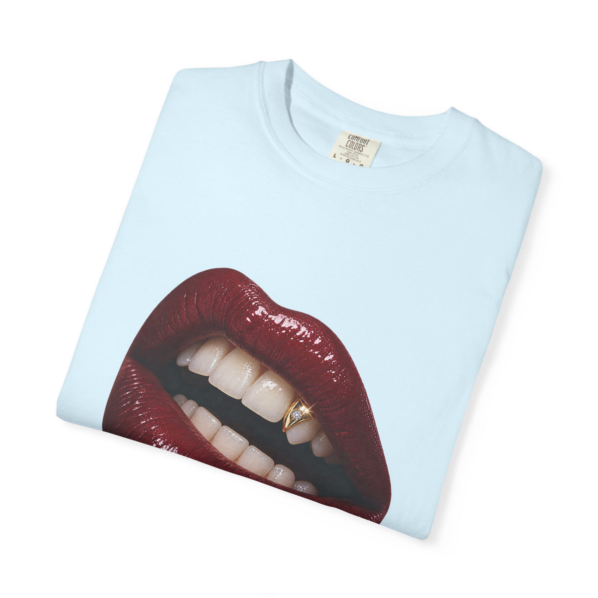 Burgundy Kiss Graphic Tee – Glossy Lips & Gold Tooth Print – Comfort Colors 1717